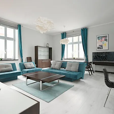 Victus Apartamenty, Niebieski ソポト